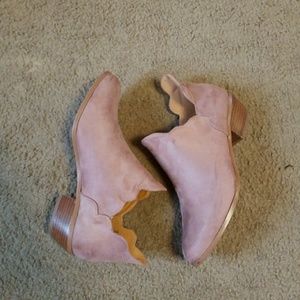 Scalloped booties modcloth